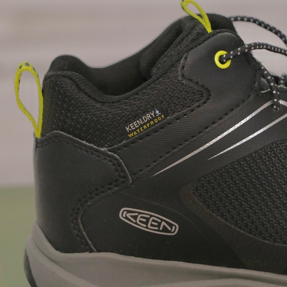 Keen Kid's Wander Mid Waterproof Boot Youth 1 New in  box - Picture 8 of 10